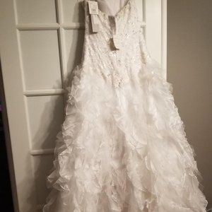 Wedding Dress from designer Monique LUO